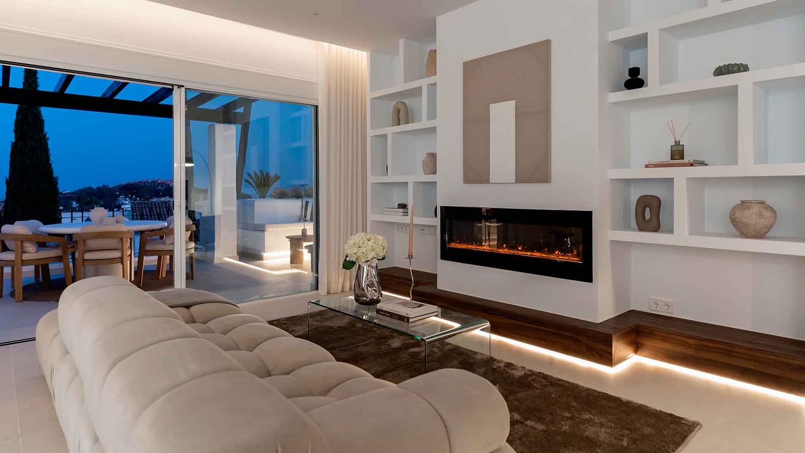 3 sovrum Takvåning till salu i Nueva Andalucia med pool - 1 795 000 € (Ref: 9181126)