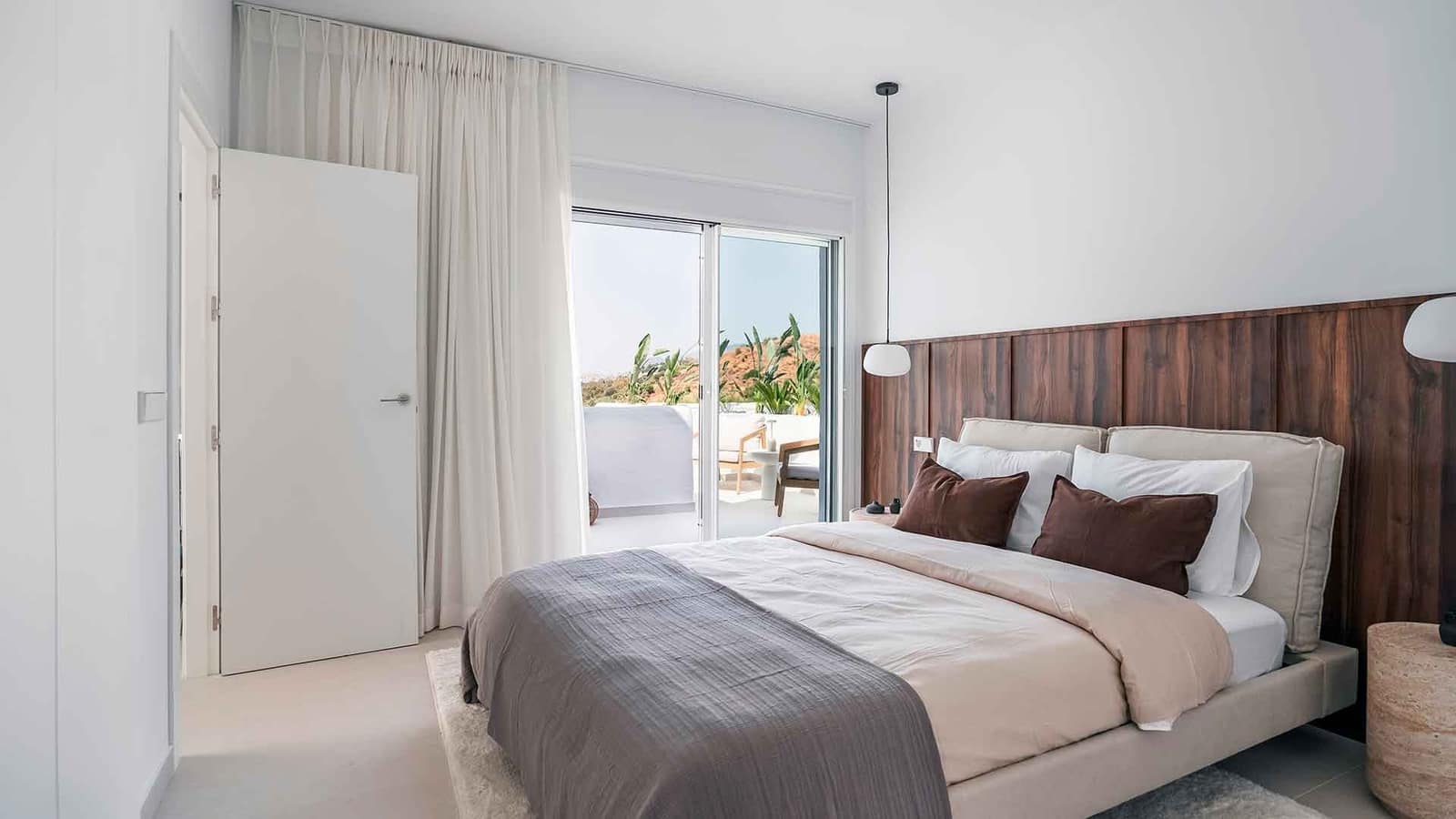 3 sovrum Takvåning till salu i Nueva Andalucia med pool - 1 795 000 € (Ref: 9181126)