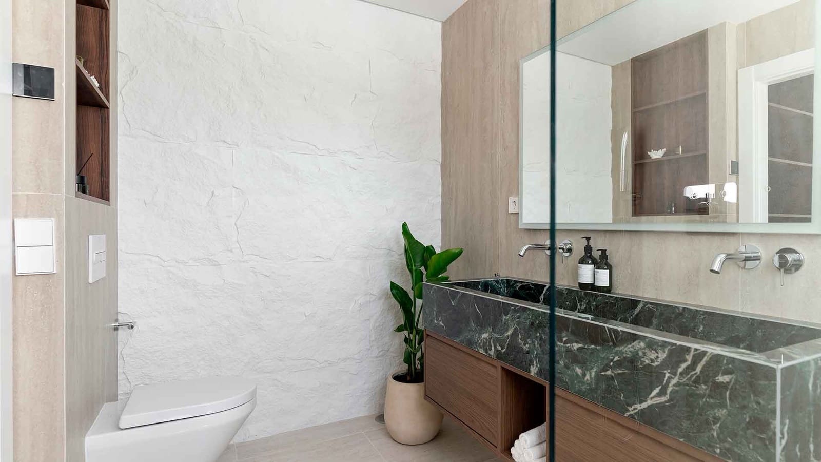 3 sovrum Takvåning till salu i Nueva Andalucia med pool - 1 795 000 € (Ref: 9181126)