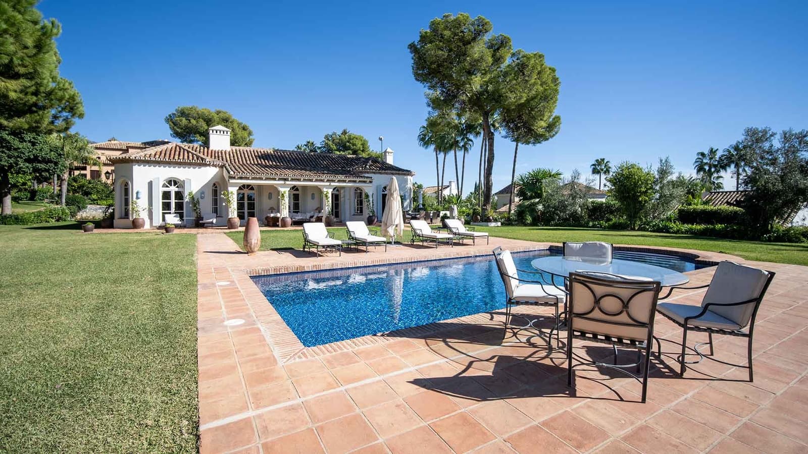 5 soveværelse Villa til salg i Golden Mile med swimmingpool - € 13.800.000 (Ref: 9181127)