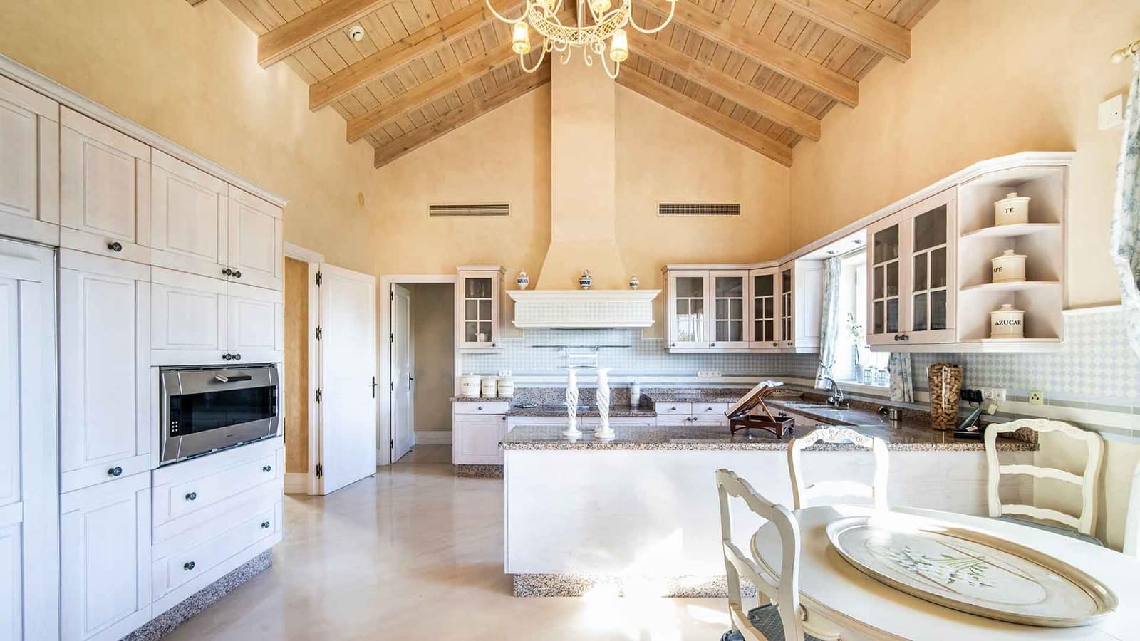 5 soveværelse Villa til salg i Golden Mile med swimmingpool - € 13.800.000 (Ref: 9181127)