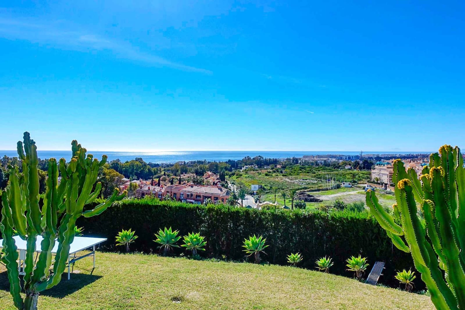 2 soveværelse Lejlighed til salg i Golden Mile med swimmingpool - € 795.000 (Ref: 9181128)