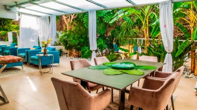 2 soverom Leilighet til salgs i Lomas De Marbella, Marbella med svømmebasseng - € 795 000 (Ref: 9181128)