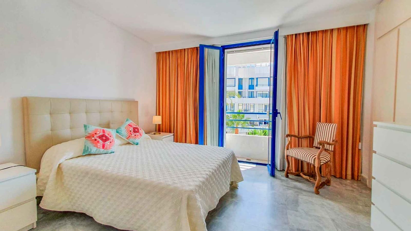 2 soveværelse Lejlighed til salg i Marbella med swimmingpool - € 795.000 (Ref: 9191157)