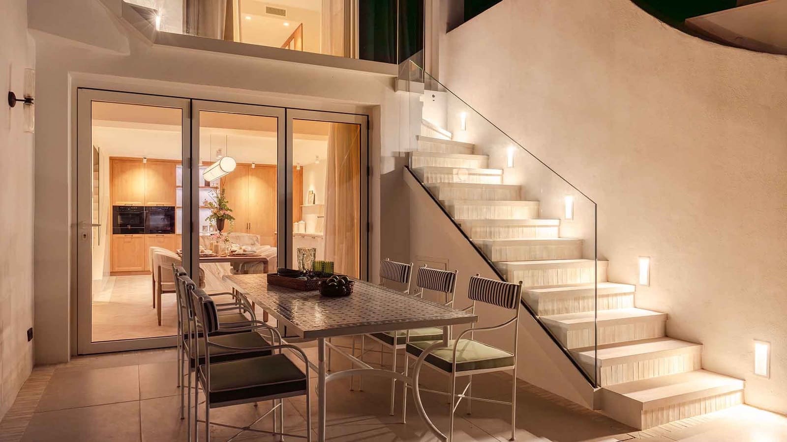 3 soveværelse Semi-Rækkehus til salg i Golden Mile med swimmingpool - € 5.995.000 (Ref: 9195682)