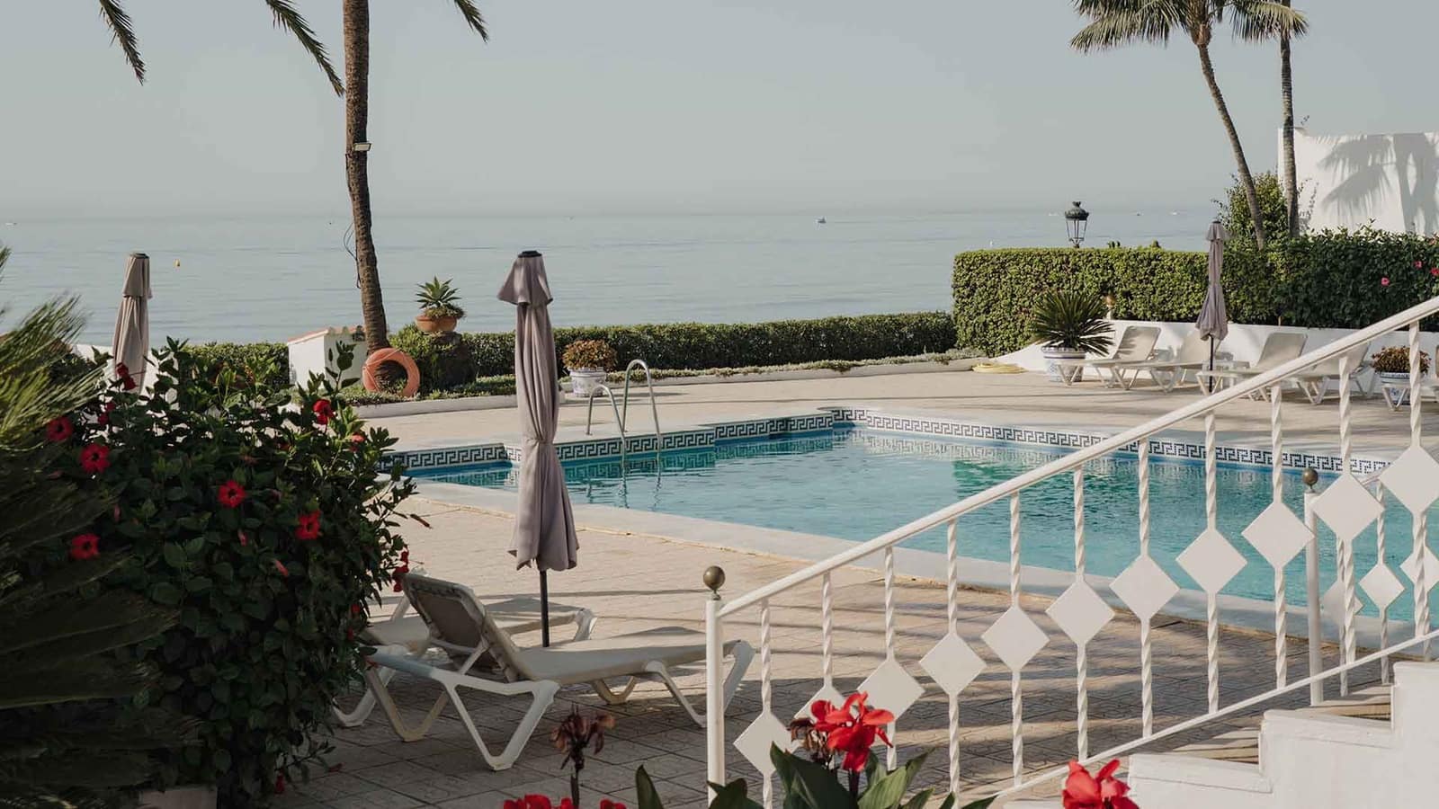 3 soveværelse Semi-Rækkehus til salg i Golden Mile med swimmingpool - € 5.995.000 (Ref: 9195682)