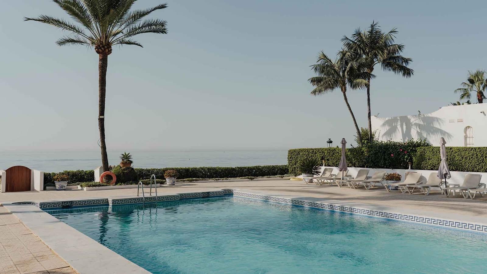 3 soveværelse Semi-Rækkehus til salg i Golden Mile med swimmingpool - € 5.995.000 (Ref: 9195682)