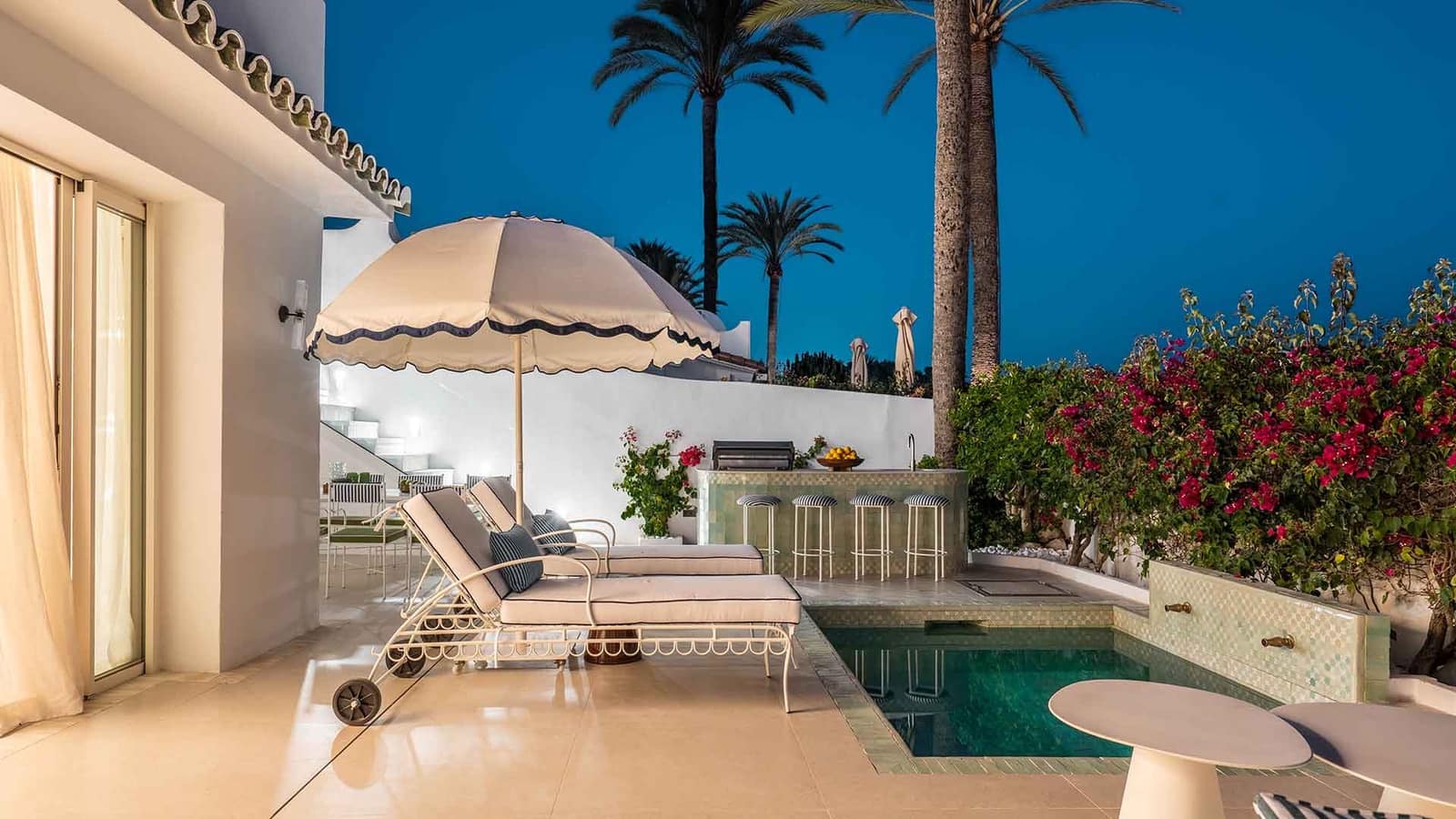 3 soveværelse Semi-Rækkehus til salg i Golden Mile med swimmingpool - € 5.995.000 (Ref: 9195682)