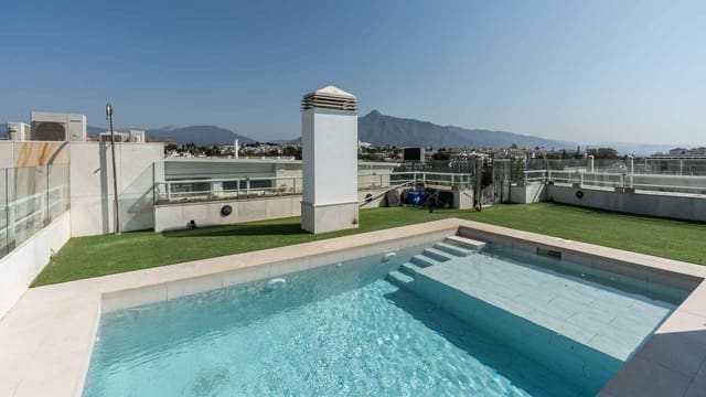 9 soveværelse Penthouse til salg i Puerto Banus, Marbella med swimmingpool - € 4.000.000 (Ref: 9204687)