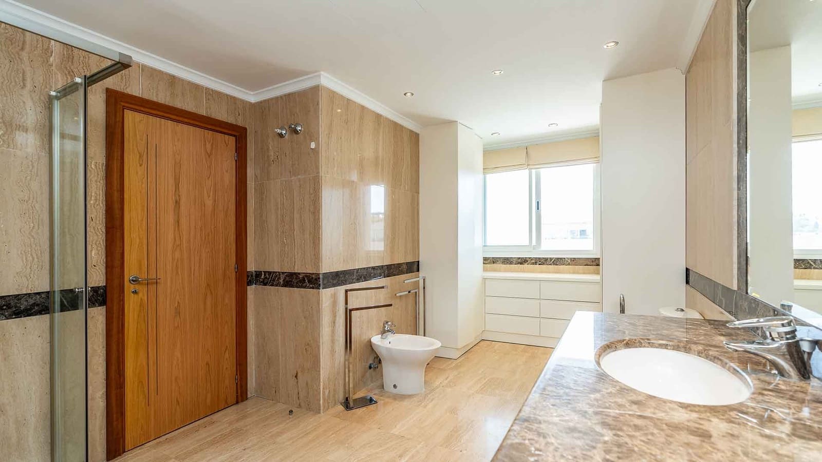 9 soveværelse Penthouse til salg i Puerto Banus med swimmingpool - € 4.000.000 (Ref: 9204687)