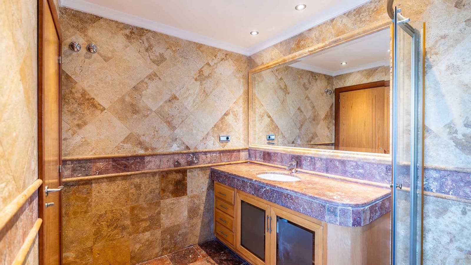 9 soveværelse Penthouse til salg i Puerto Banus med swimmingpool - € 4.000.000 (Ref: 9204687)