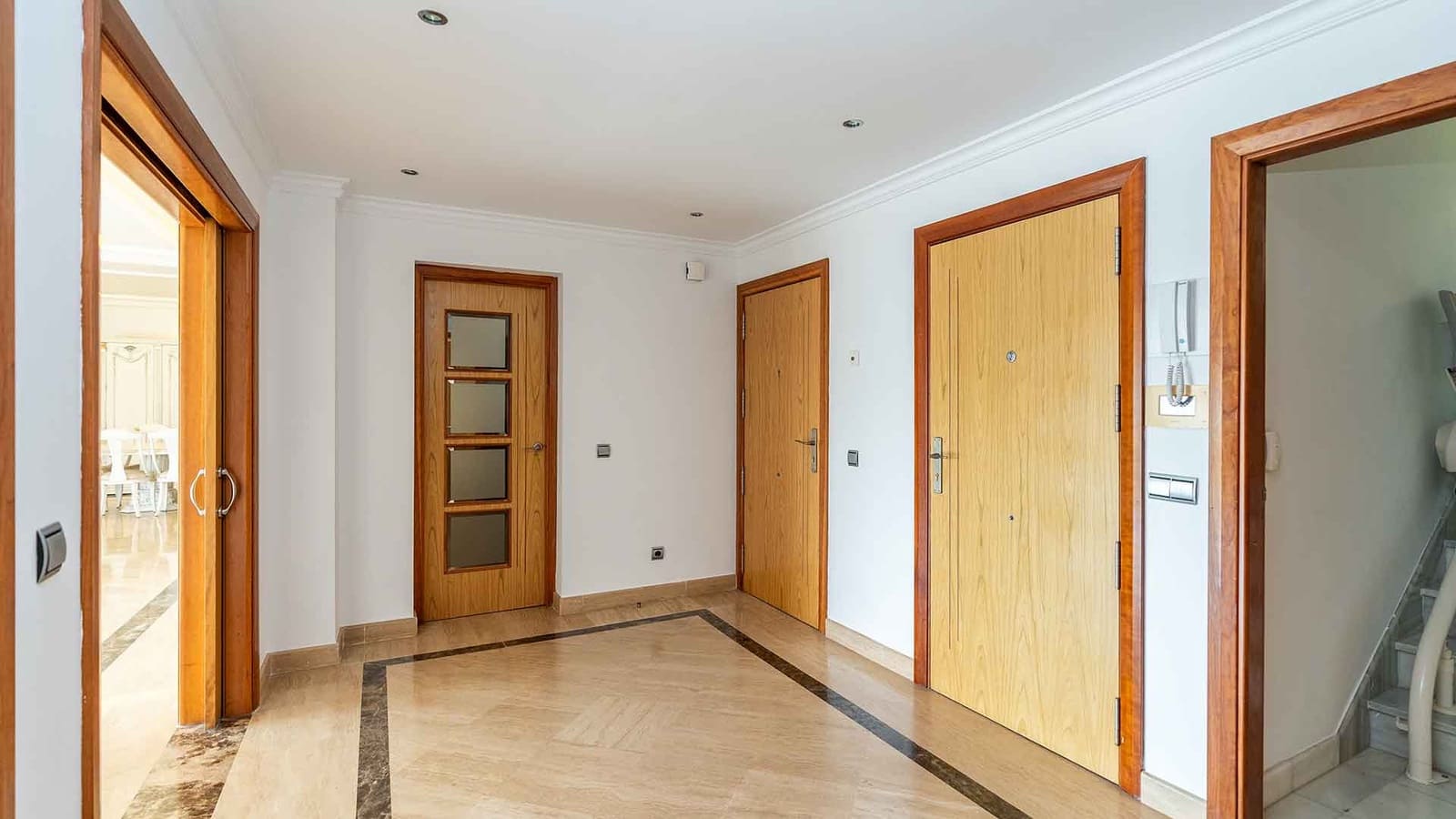 9 soveværelse Penthouse til salg i Puerto Banus med swimmingpool - € 4.000.000 (Ref: 9204687)