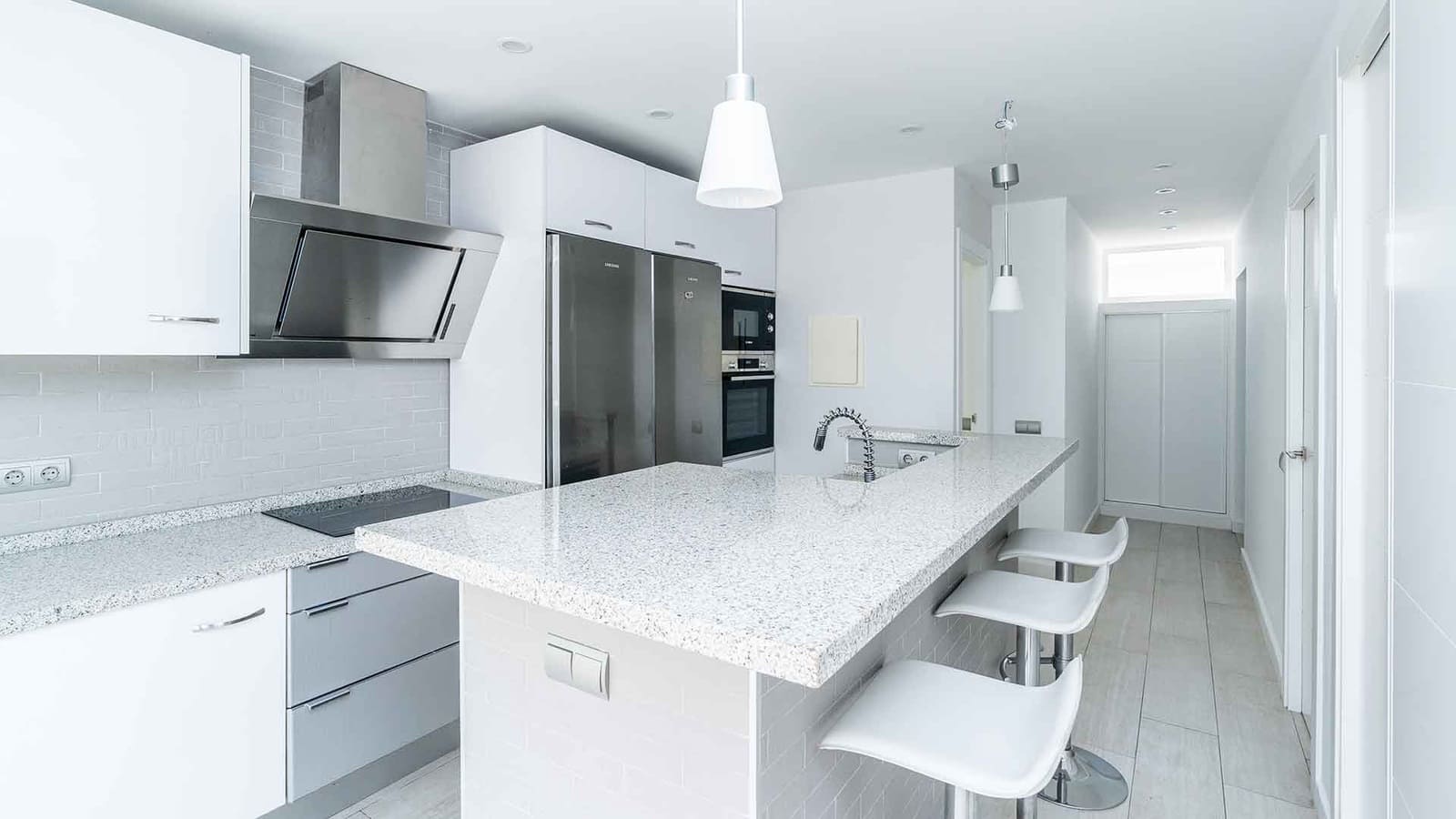 9 soveværelse Penthouse til salg i Puerto Banus med swimmingpool - € 4.000.000 (Ref: 9204687)