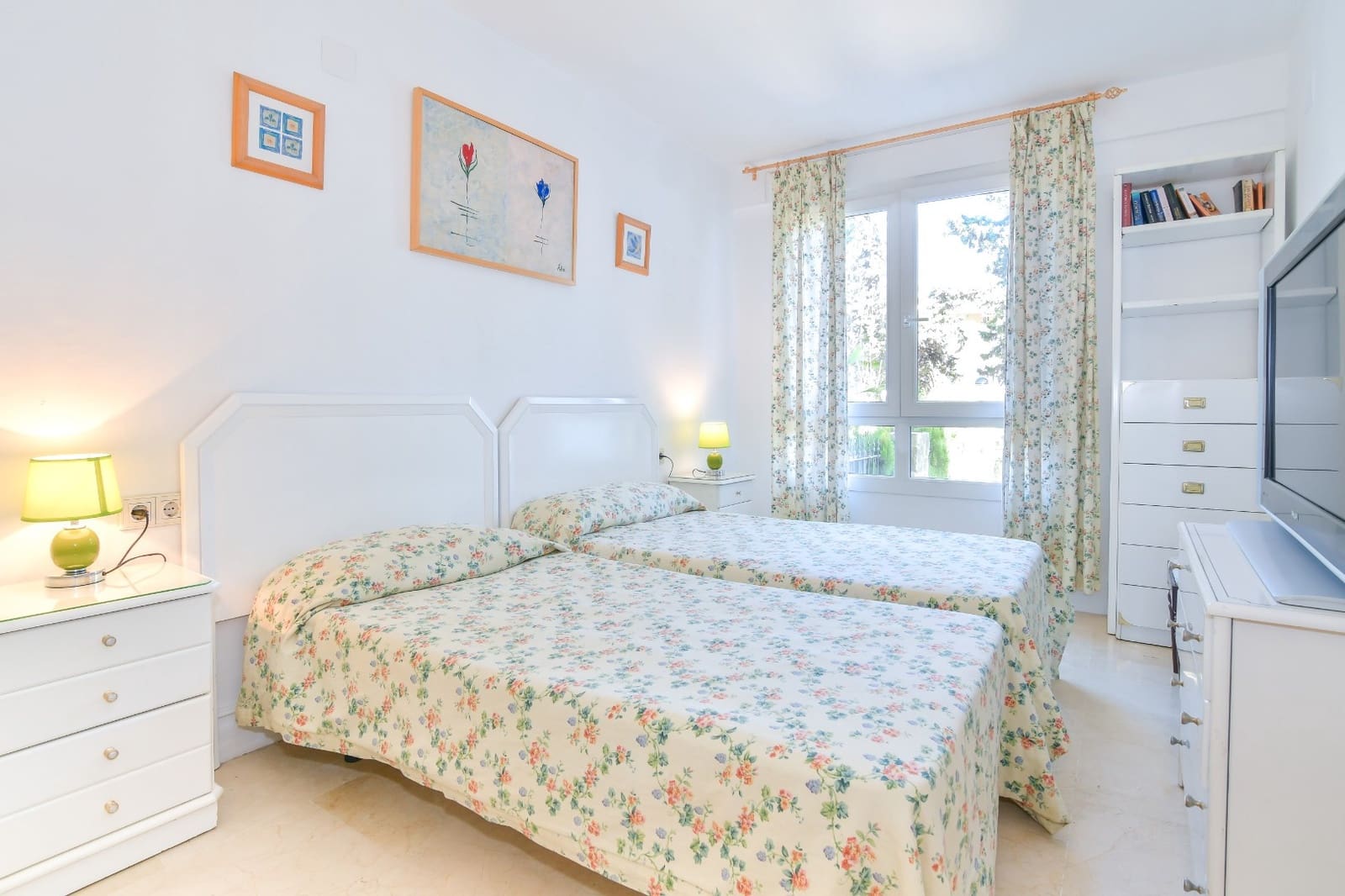 2 soveværelse Lejlighed til salg i Golden Mile med swimmingpool - € 950.000 (Ref: 9208405)