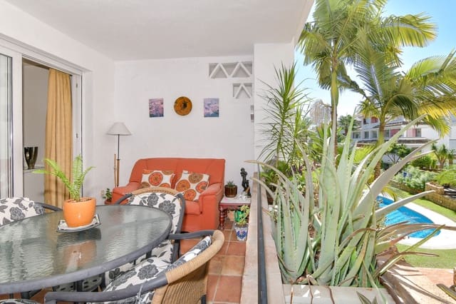 2 sypialnia Apartament na sprzedaż w Lomas De Marbella, Marbella z basenem - 950 000 € (Ref: 9208405)