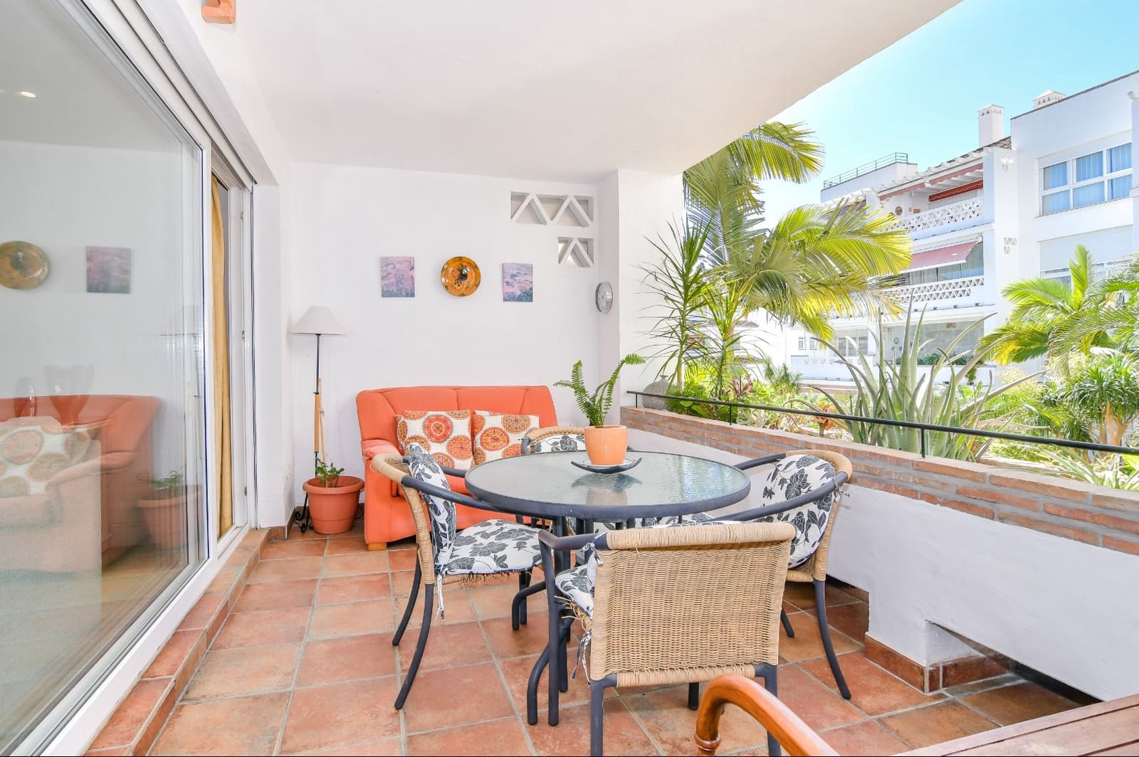 2 soveværelse Lejlighed til salg i Golden Mile med swimmingpool - € 950.000 (Ref: 9208405)