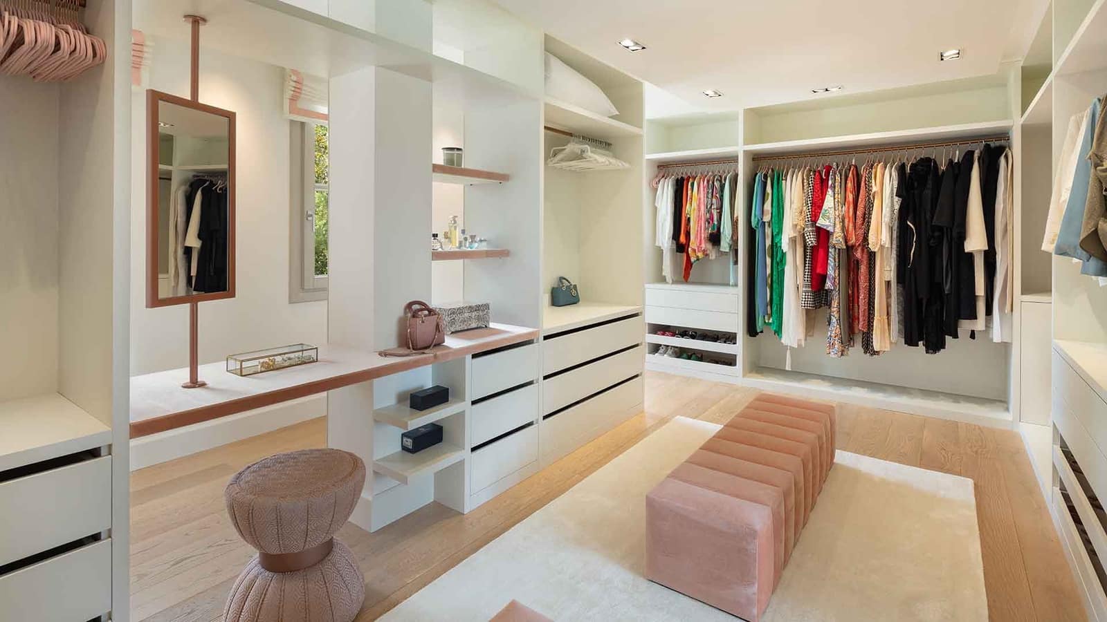 6 slaapkamer Villa te koop in Aloha Golf met zwembad - € 10.900.000 (Ref: 9215171)