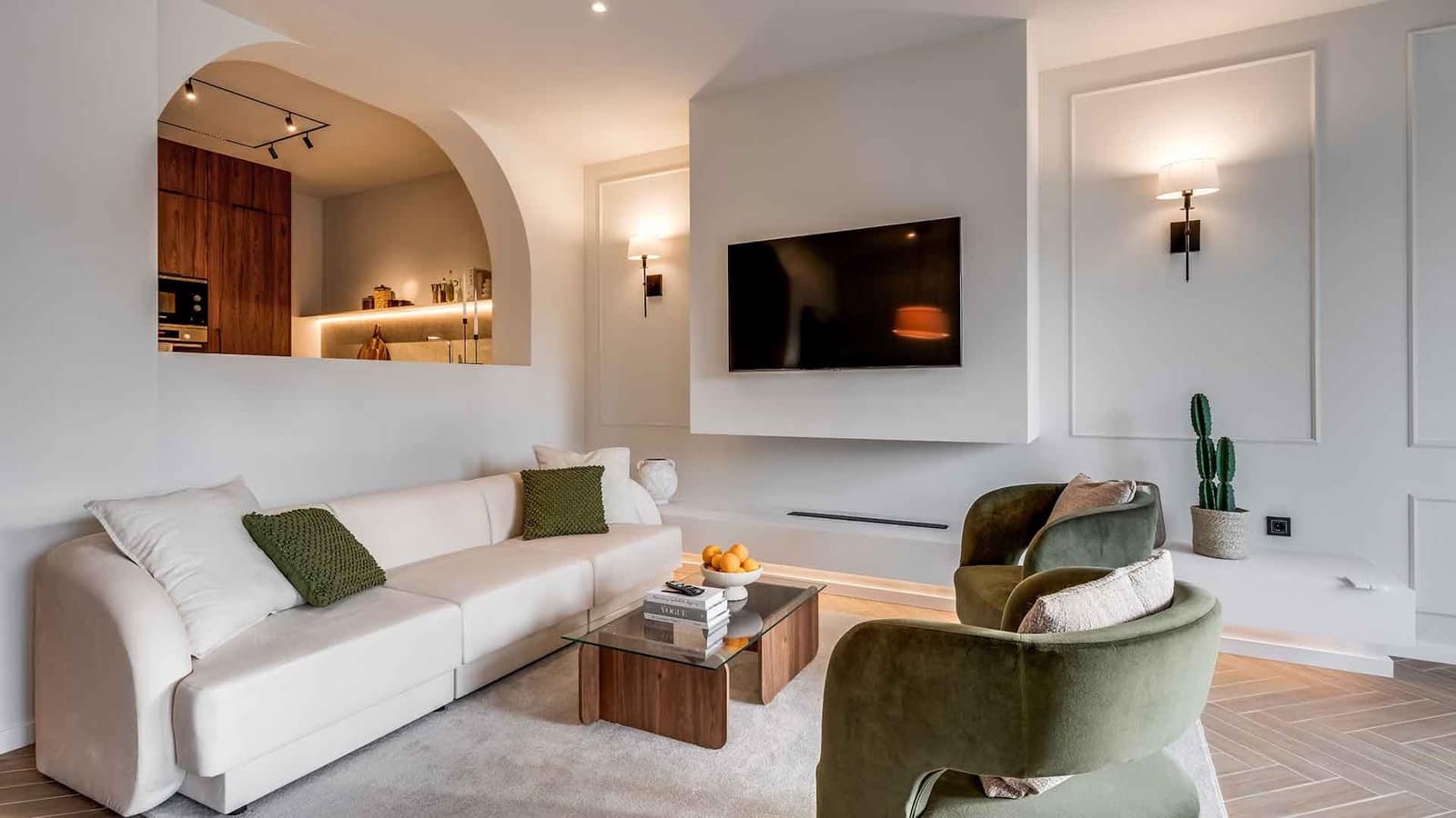 4 soveværelse Byhus til salg i Nueva Andalucia med swimmingpool - € 1.395.000 (Ref: 9215172)