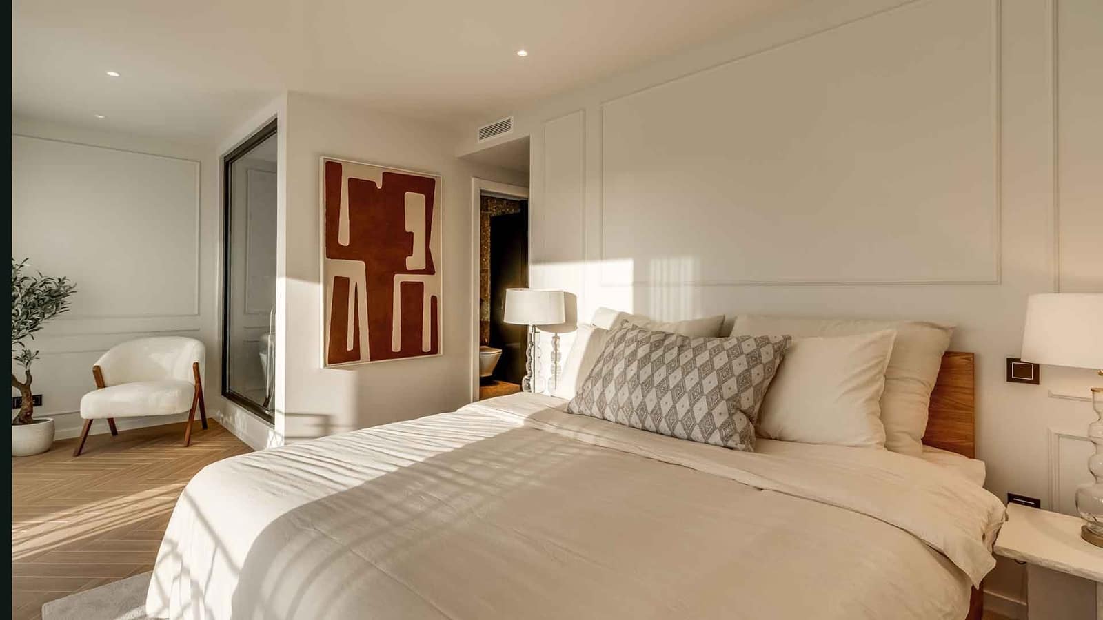 4 soveværelse Byhus til salg i Nueva Andalucia med swimmingpool - € 1.395.000 (Ref: 9215172)