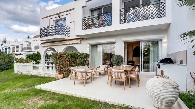 4 camera da letto Casa in vendita in Nueva Andalucía Centro, Marbella con piscina - 1.395.000 € (Rif: 9215172)