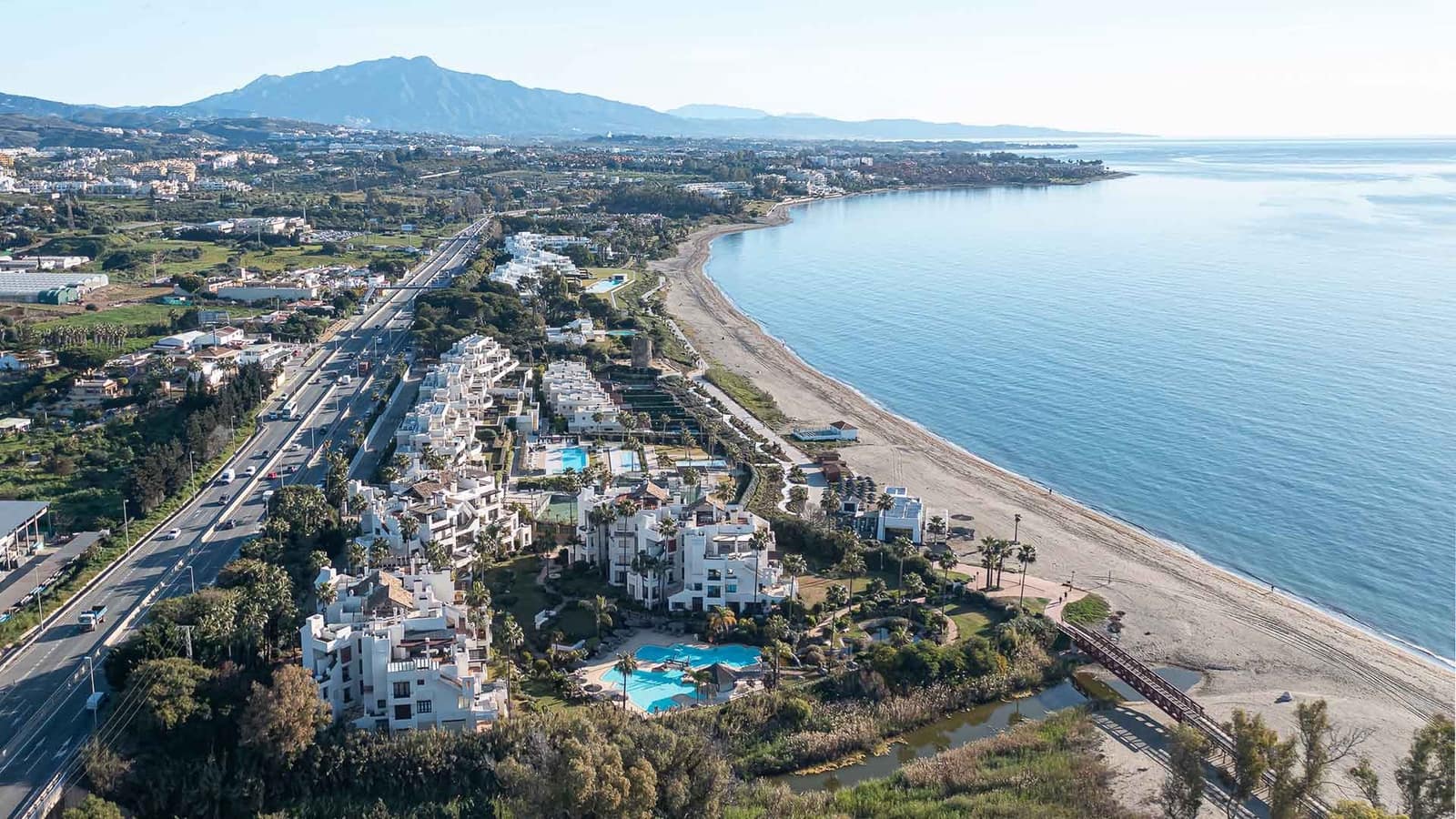 3 sypialnia Apartament na sprzedaż w Estepona z basenem - 1 995 000 € (Ref: 9226813)