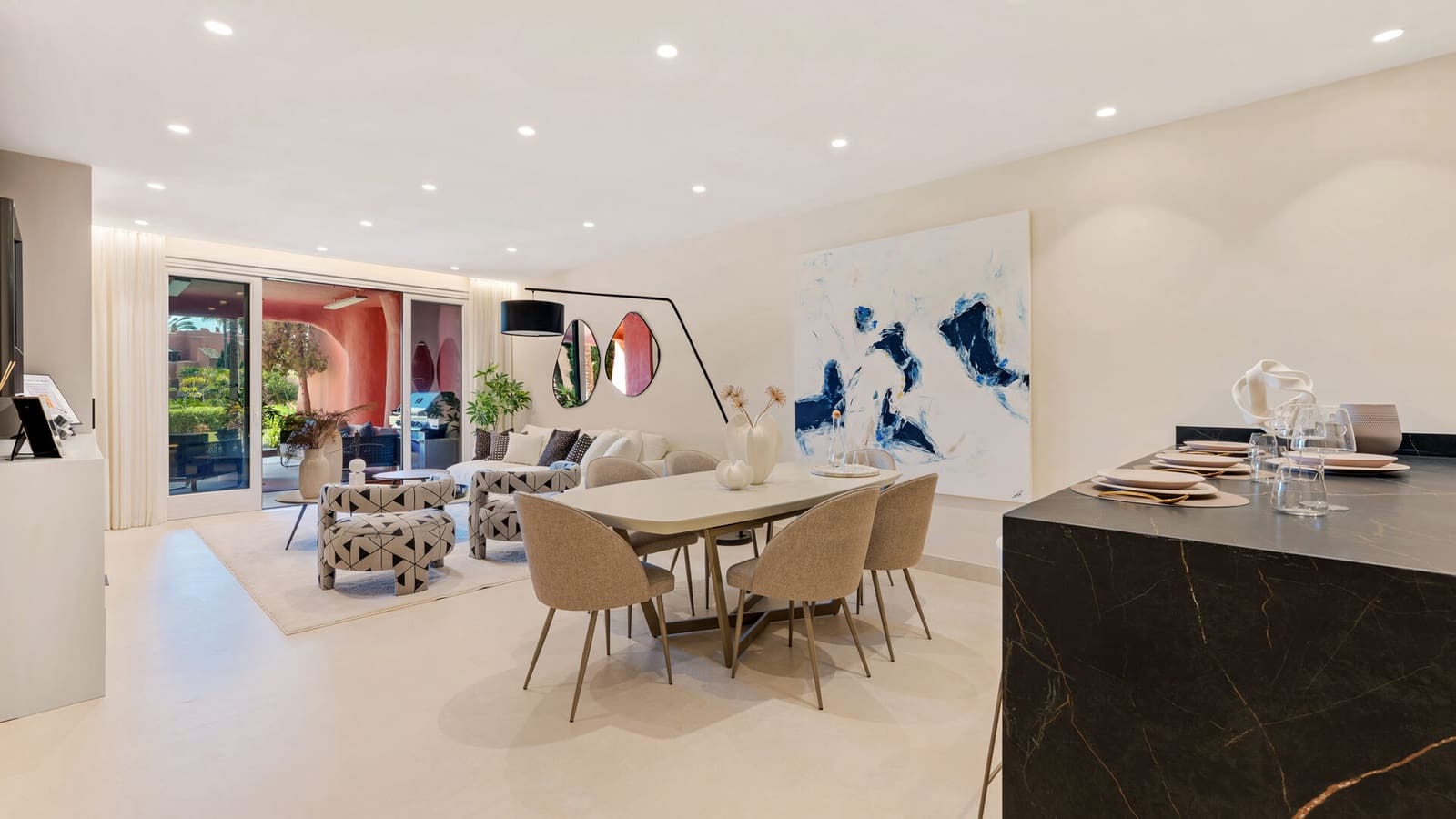 Apartamento de 3 habitaciones en Estepona en venta con piscina - 1.825.000 € (Ref: 9226814)