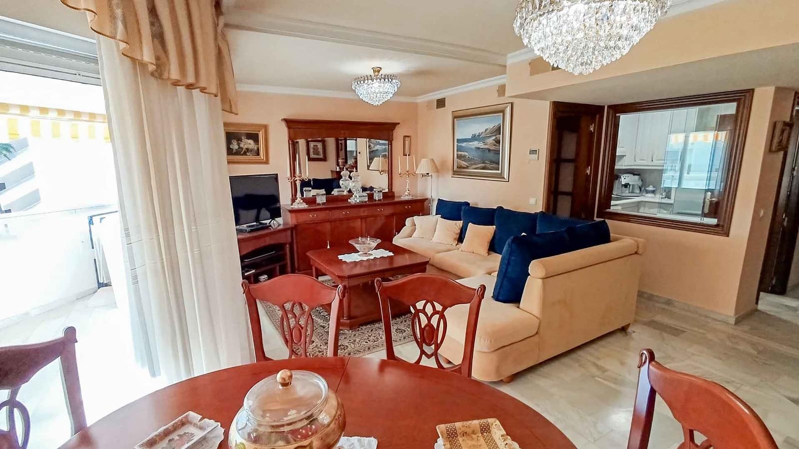 2 soveværelse Lejlighed til salg i Marbella med swimmingpool - € 650.000 (Ref: 9247061)