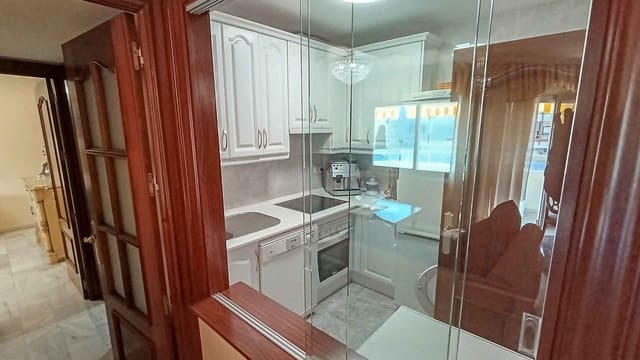 2 soverom Leilighet til salgs i Playa Bajadilla - Puertos, Marbella med svømmebasseng - € 650 000 (Ref: 9247061)