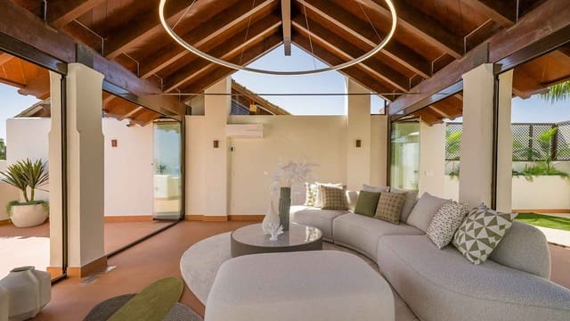 3 chambre Penthouse à vendre à Centro, Estepona avec piscine - 2 695 000 € (Ref: 9252138)