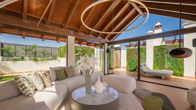 3 chambre Penthouse à vendre à Centro, Estepona avec piscine - 2 695 000 € (Ref: 9252138)