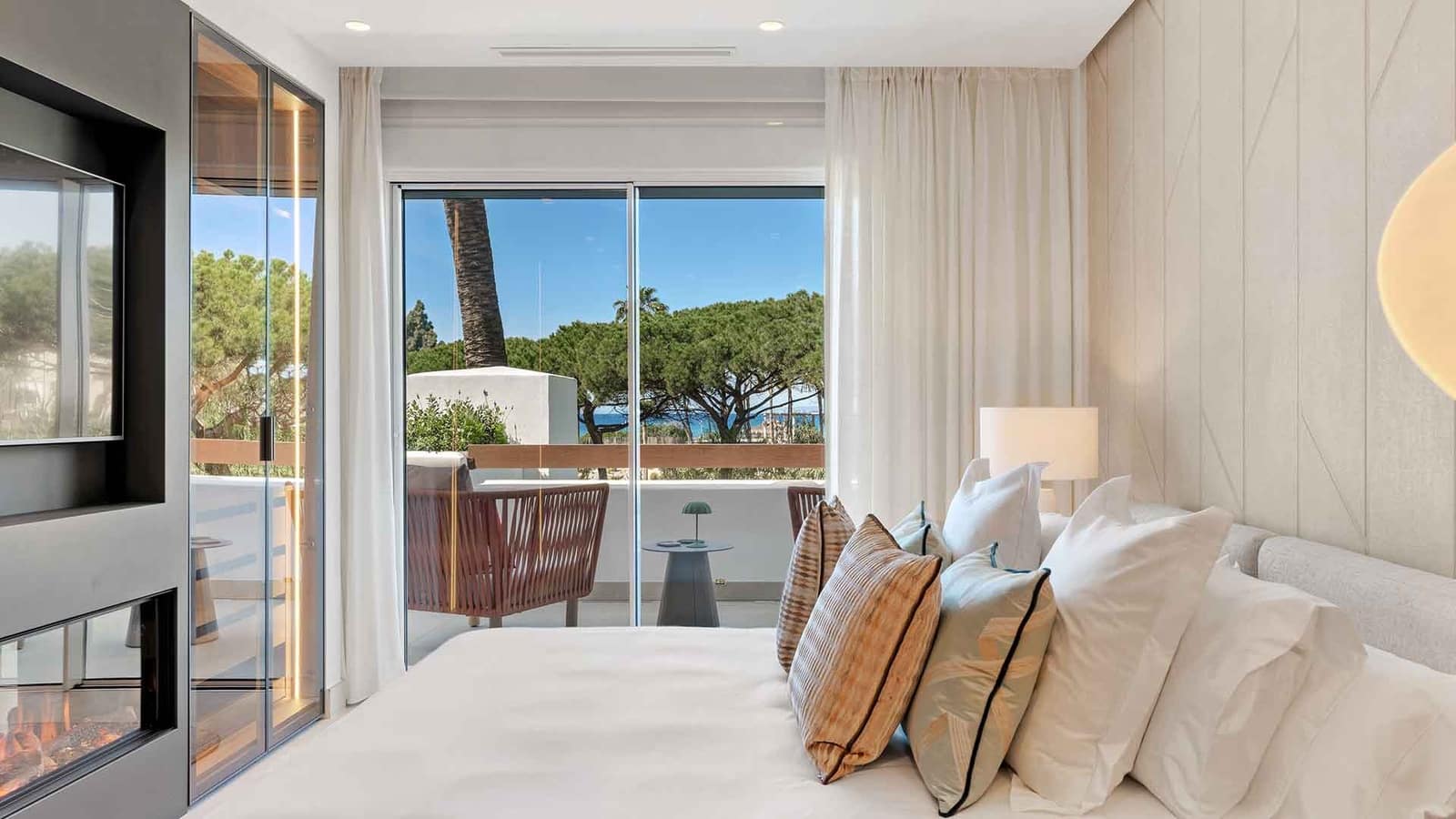 6 sypialnia Apartament na sprzedaż w Los Monteros z basenem - 4 650 000 € (Ref: 9262494)