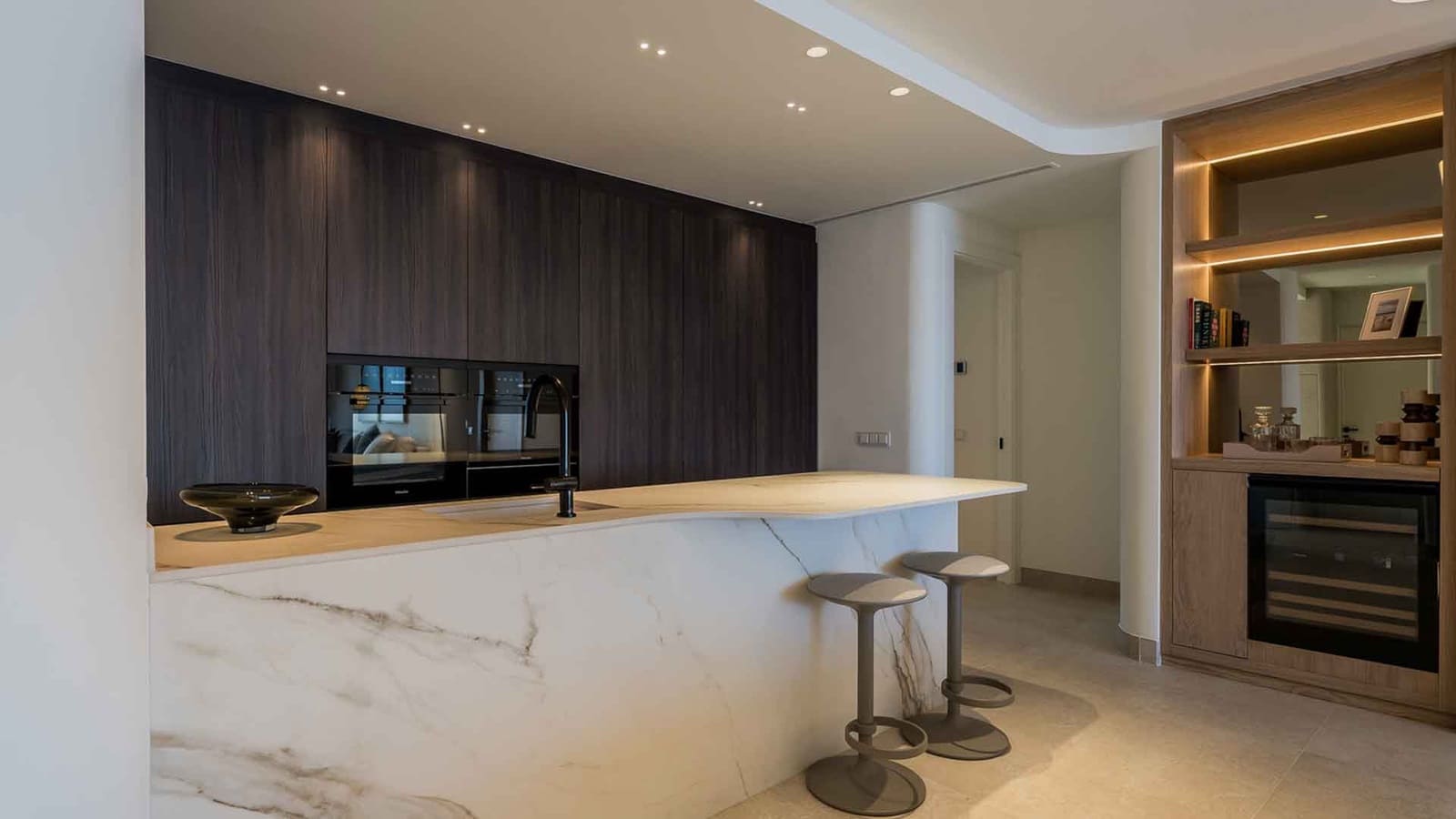 3 chambre Penthouse à vendre à Estepona avec piscine - 2 995 000 € (Ref: 9269543)