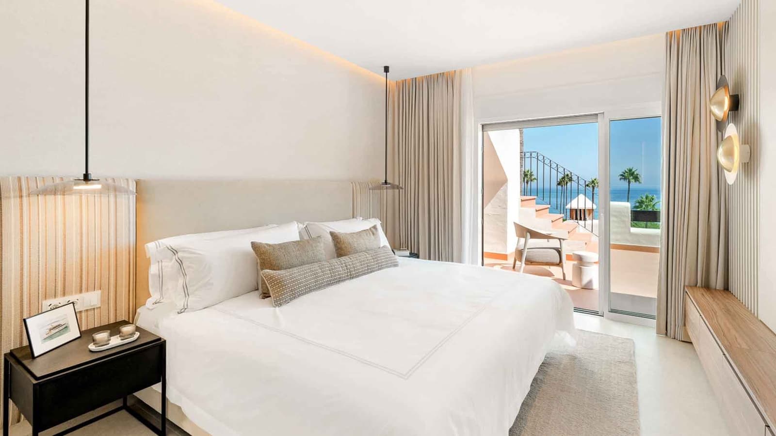 3 chambre Penthouse à vendre à Estepona avec piscine - 2 995 000 € (Ref: 9269543)