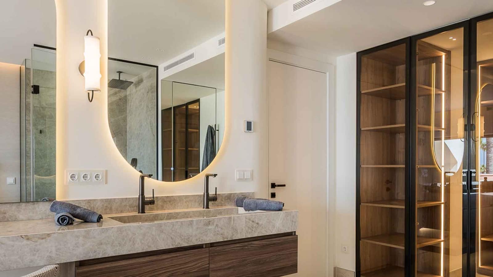 3 chambre Penthouse à vendre à Estepona avec piscine - 2 995 000 € (Ref: 9269543)