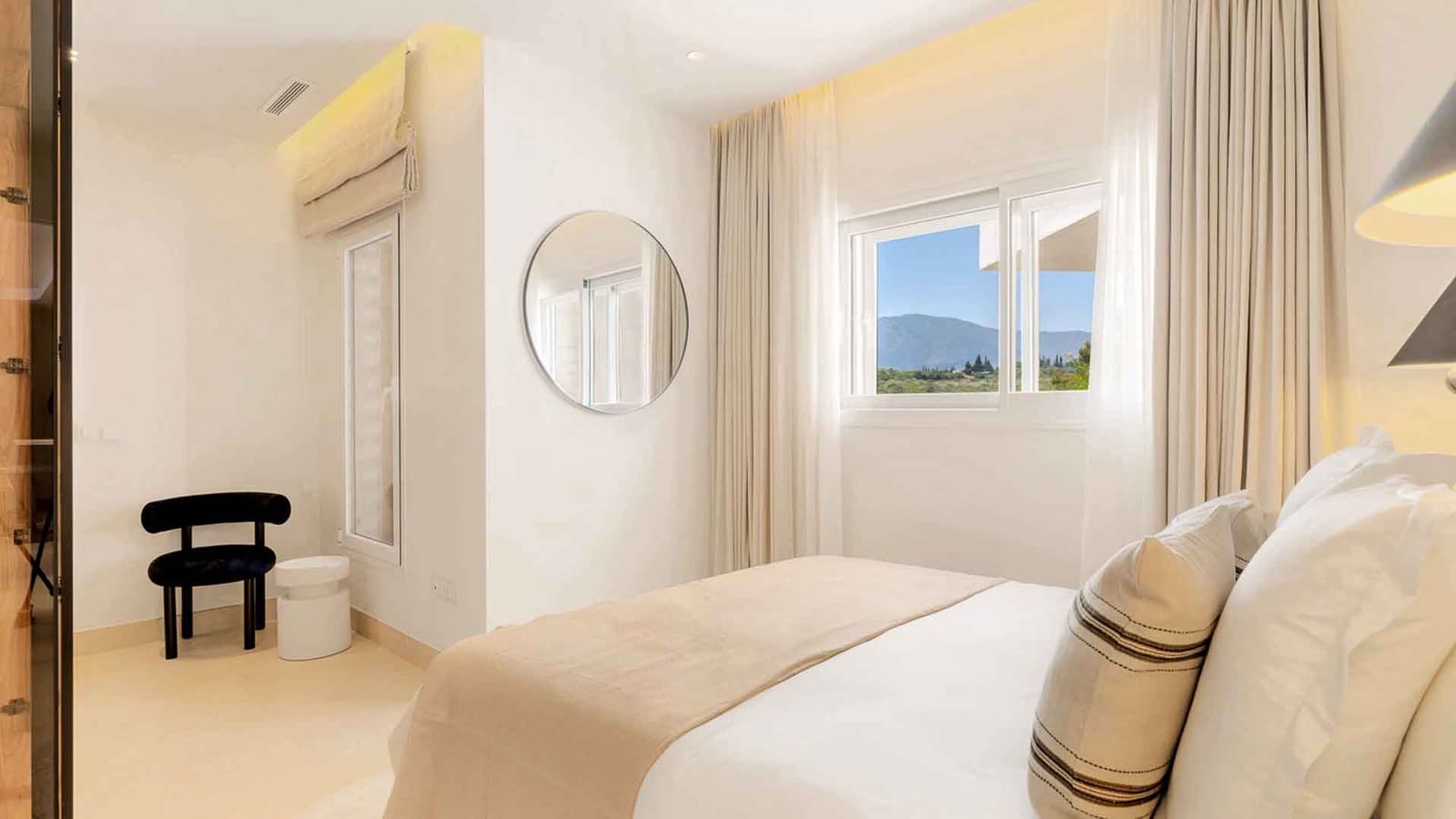 3 chambre Penthouse à vendre à Estepona avec piscine - 2 995 000 € (Ref: 9269543)