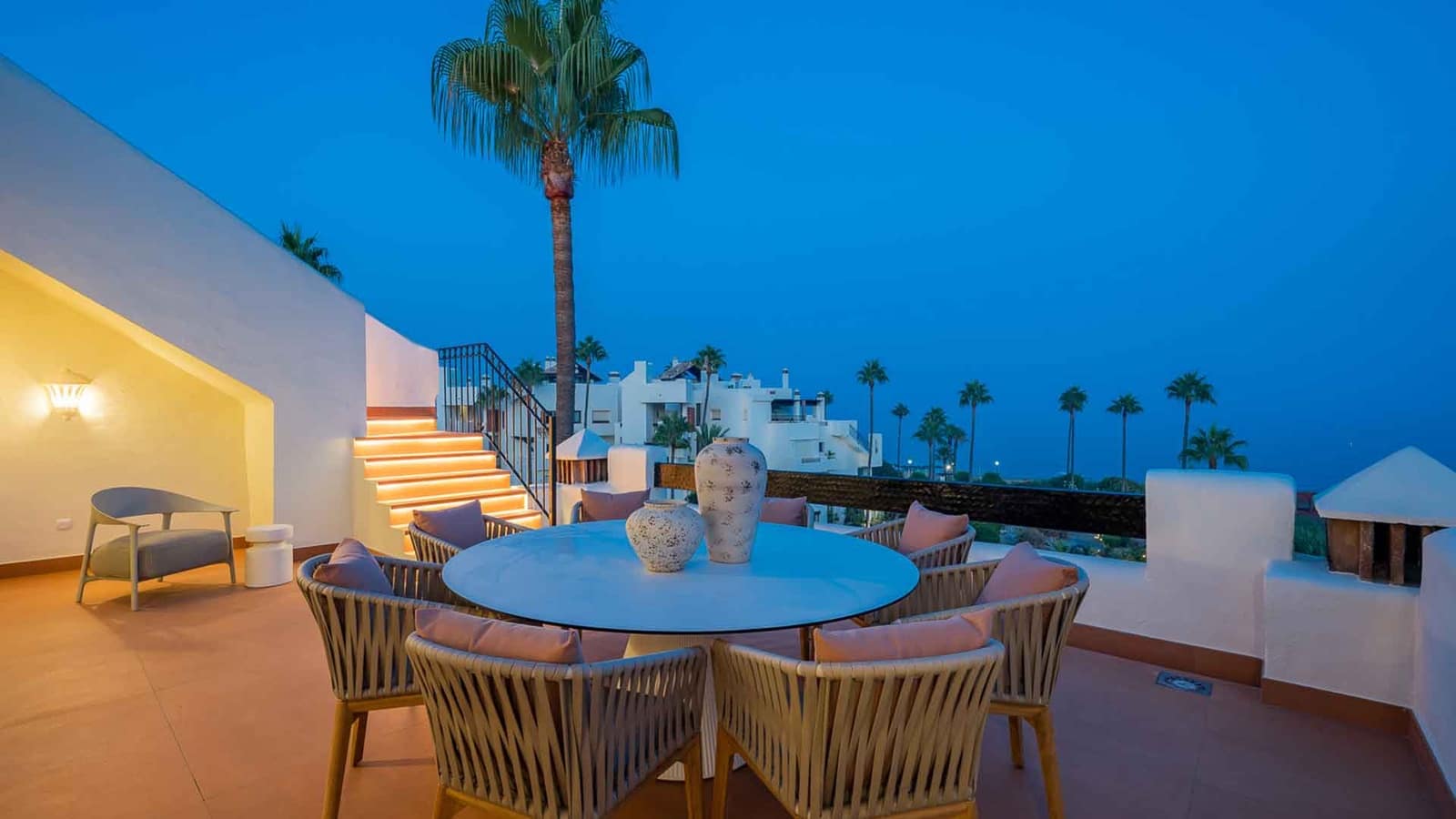 3 chambre Penthouse à vendre à Estepona avec piscine - 2 995 000 € (Ref: 9269543)
