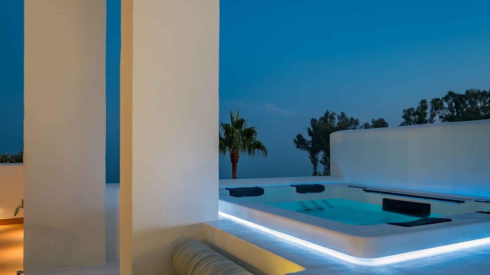 3 chambre Penthouse à vendre à Estepona avec piscine - 2 995 000 € (Ref: 9269543)