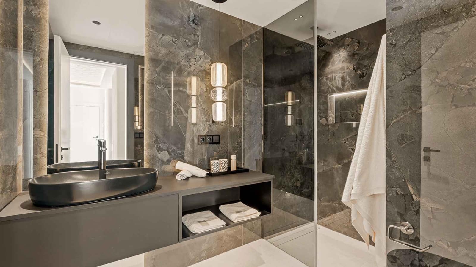 3 chambre Penthouse à vendre à Estepona avec piscine - 2 995 000 € (Ref: 9269543)