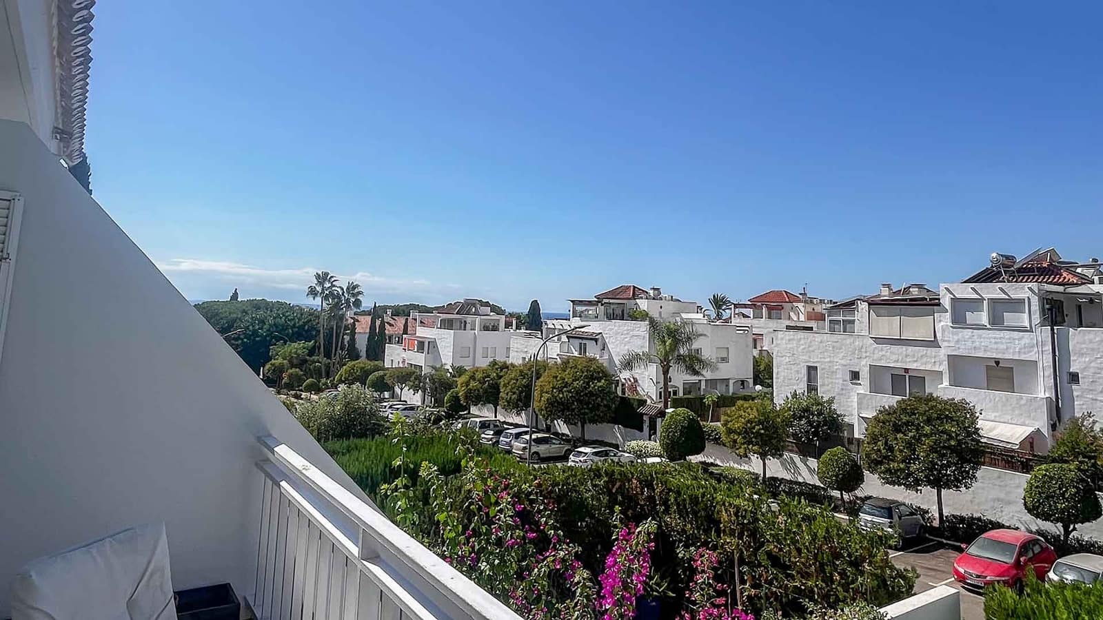 3 makuuhuone Omakotitalo myytävänä paikassa Golden Mile mukana uima-altaan - 950 000 € (Ref: 9282081)