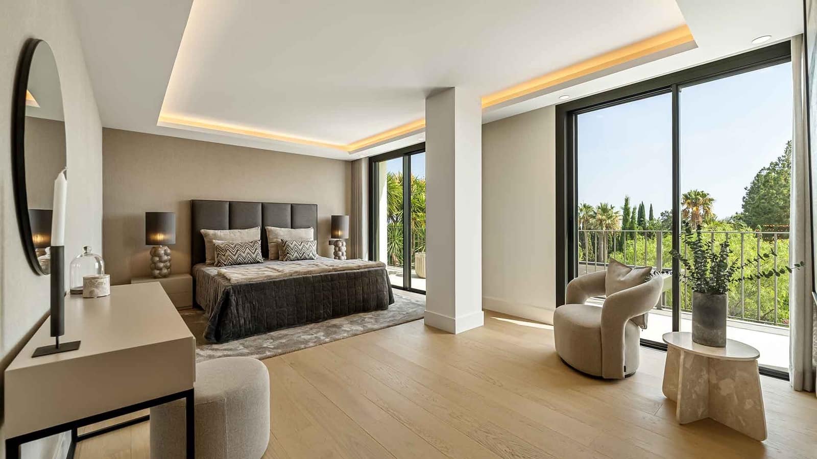 5 bedroom Villa for sale in Golden Mile with pool - € 7,800,000 (Ref: 9312716)