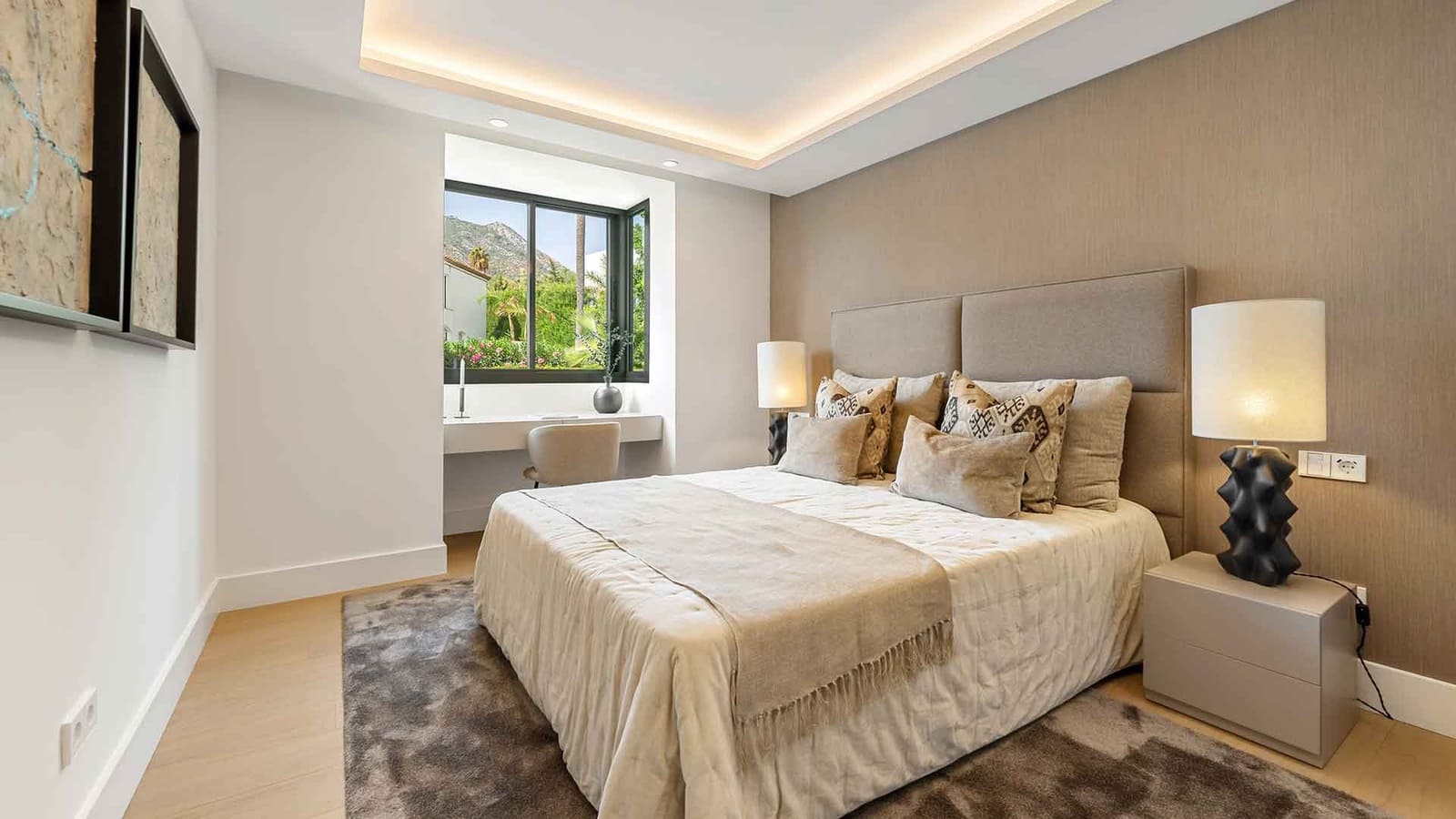 5 bedroom Villa for sale in Golden Mile with pool - € 7,800,000 (Ref: 9312716)