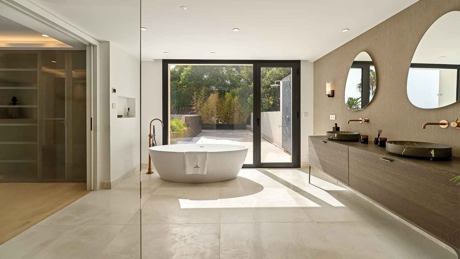 5 bedroom Villa for sale in Golden Mile with pool - € 7,800,000 (Ref: 9312716)