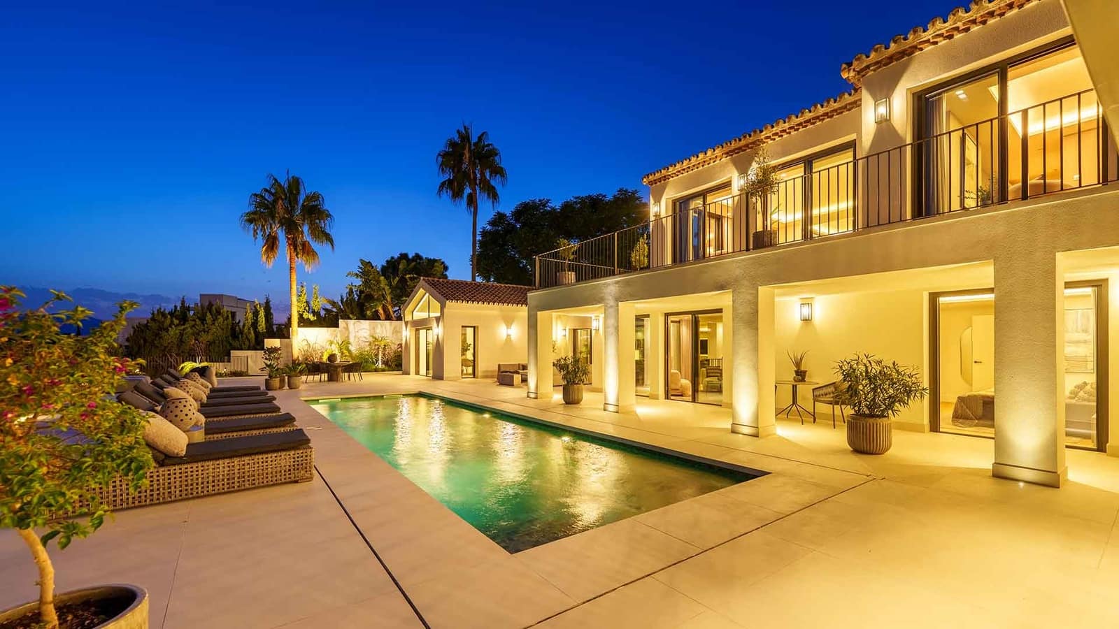 5 bedroom Villa for sale in Golden Mile with pool - € 7,800,000 (Ref: 9312716)
