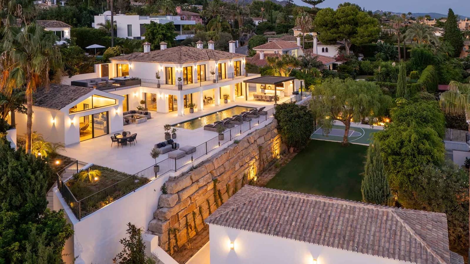 5 bedroom Villa for sale in Golden Mile with pool - € 7,800,000 (Ref: 9312716)