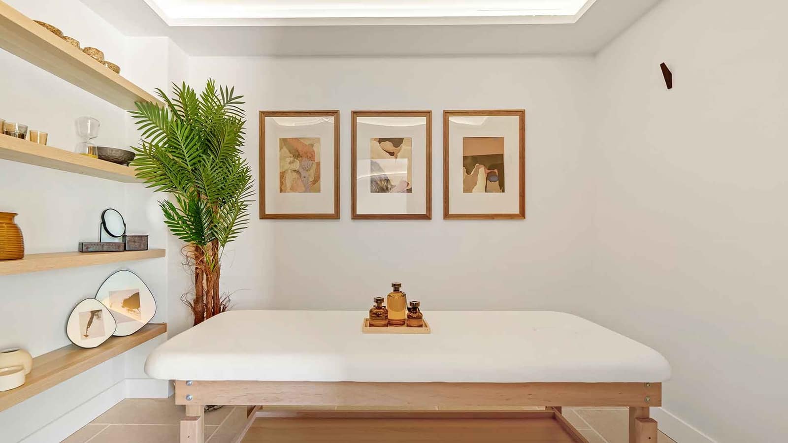 6 soverom Villa til salgs i Nueva Andalucia med svømmebasseng - € 11 950 000 (Ref: 9322595)