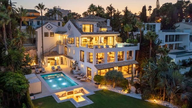 6 sypialnia Willa na sprzedaż w Nueva Andalucía Centro, Marbella z basenem - 11 950 000 € (Ref: 9322595)