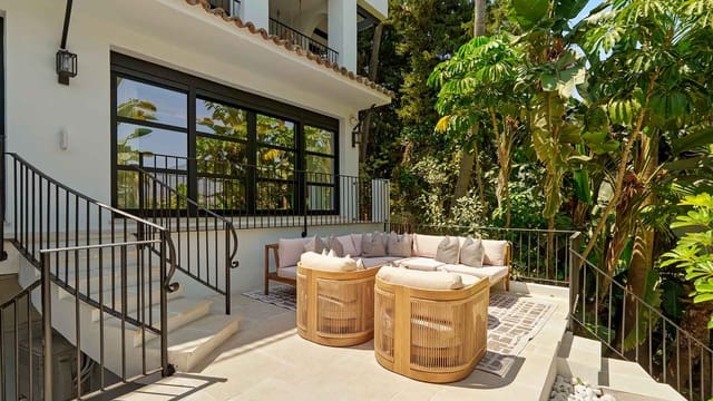 6 sypialnia Willa na sprzedaż w Nueva Andalucía Centro, Marbella z basenem - 11 950 000 € (Ref: 9322595)