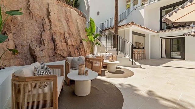 6 sypialnia Willa na sprzedaż w Nueva Andalucía Centro, Marbella z basenem - 11 950 000 € (Ref: 9322595)