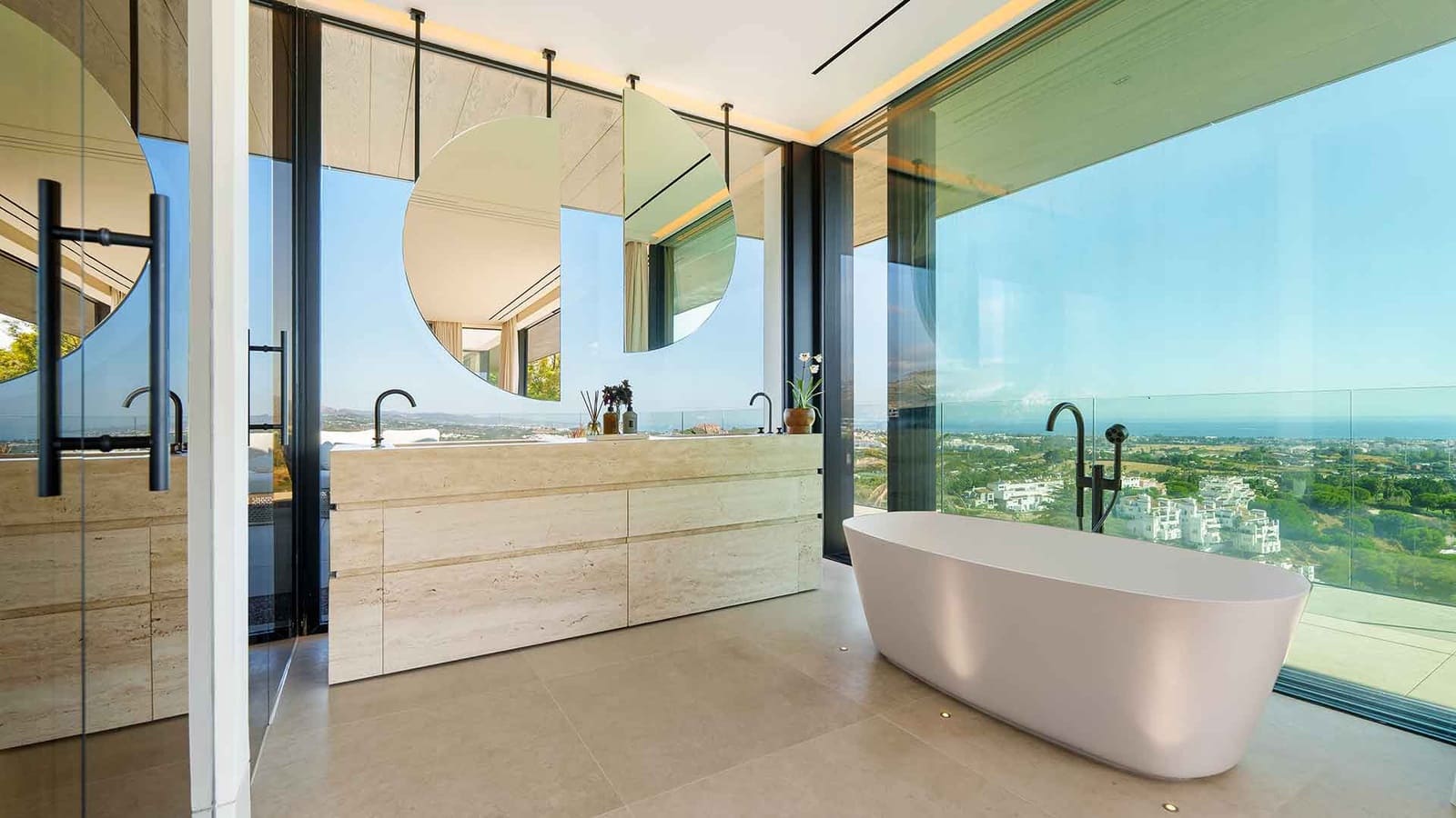 8 sypialnia Willa na sprzedaż w Benahavis z basenem - 21 500 000 € (Ref: 9337832)