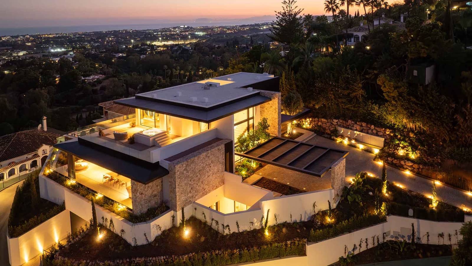 8 sypialnia Willa na sprzedaż w Benahavis z basenem - 21 500 000 € (Ref: 9337832)